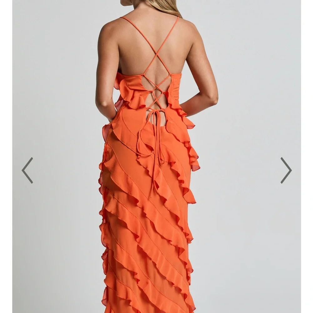 Showpo. Arnie midi dress - Picture 2 of 4